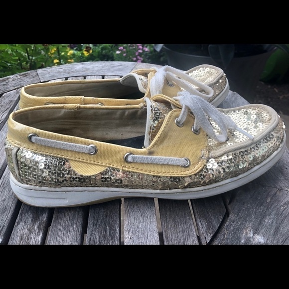 🎈3/$25🎈Maui Island yellow sequins loafers - Picture 2 of 7